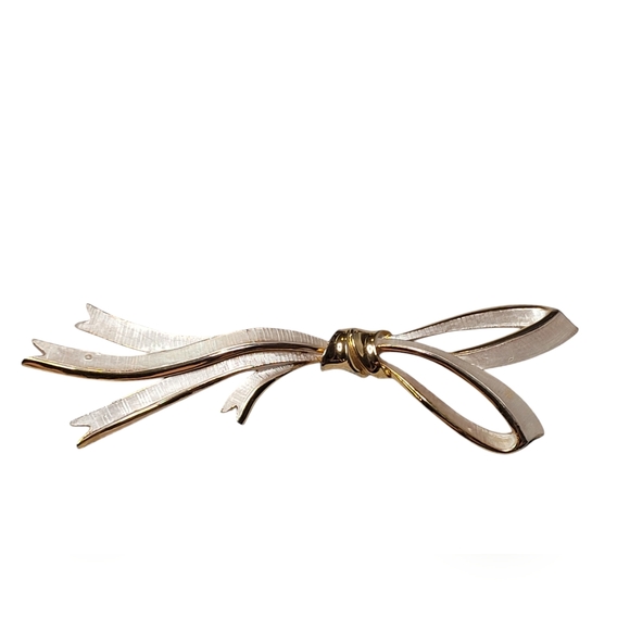 Vintage Bow Brooch - Picture 3 of 8